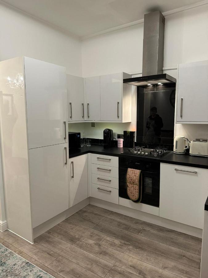 Amazing Getaways - The Place For You With Free Parking Aberdeen Luaran gambar